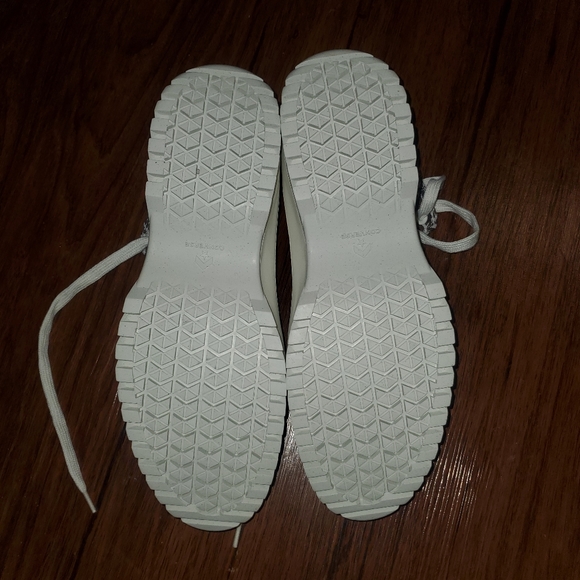 NWOT Converse CTAS Lugged 2.0 Platform High Top Women's Canvas Sneakers - Picture 3 of 6